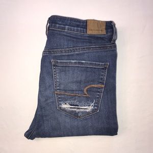 American Eagle Highest Rise Distressed Jegging 8R